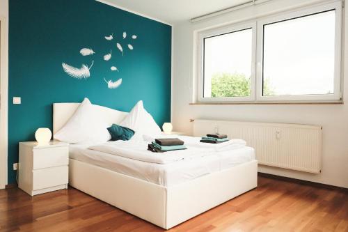 Große Komfortwohnung mit Terrasse & Balkon, 2 Schlafzimmer, ruhige Lage