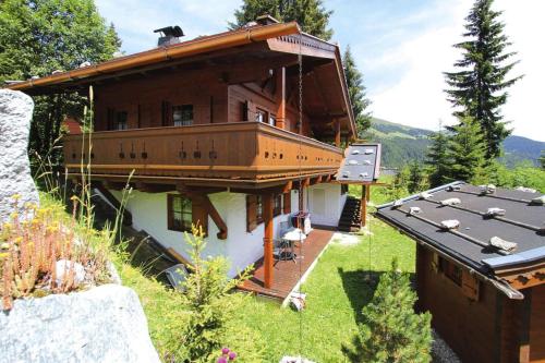 Apartment in Königsleiten with a shared sauna in Königsleiten, Österreich