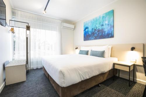 Nightcap At Playford Tavern — hotel in 80 Peachey Road, Davoren Park, Elizabeth AU, 5113