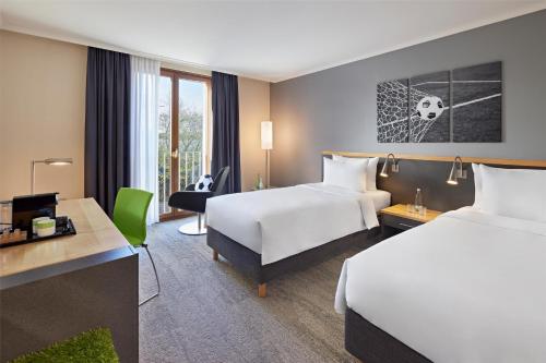 2 twin beds