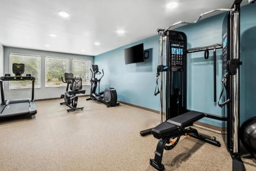 WoodSpring Suites Sumter near Shaw AFB - image 12