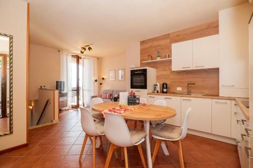 Konyha, Residence Castagno - Appartamento Belgirate in Belgirate