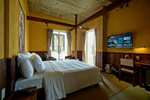 room detail thumbnail 0