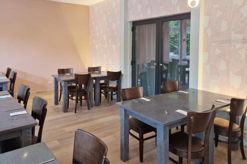 Select Hotel am Centro Oberhausen - image 2
