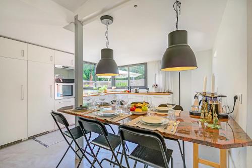 Facilities, Antibes Loft Retreat - Happy Rentals in Trois Moulins