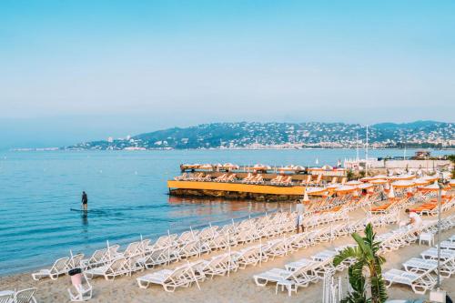 Beach, Antibes Loft Retreat - Happy Rentals in Trois Moulins