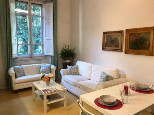 Capponi Palace Room Type - Deluxe One-Bedroom Apartment