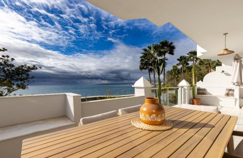 Apartamento en primera línea de playa en Estepona