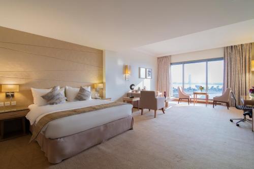 Business King Room image 4