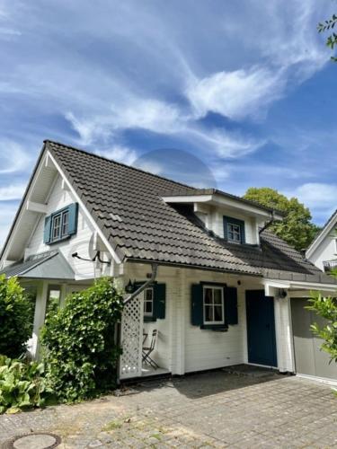 Holiday Home image 1