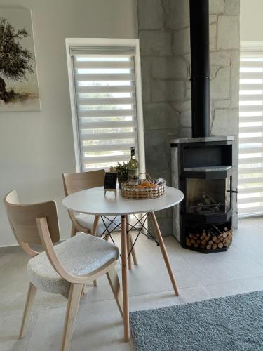 Villa Petra – Katouna, GA