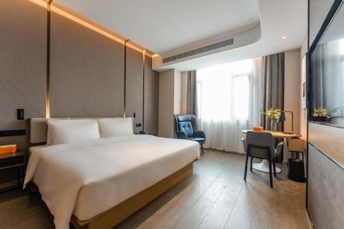 room detail thumbnail 0