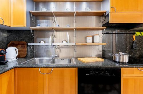 Kitchen, GuestHost - Villino Stella in Santa Margherita di Pula
