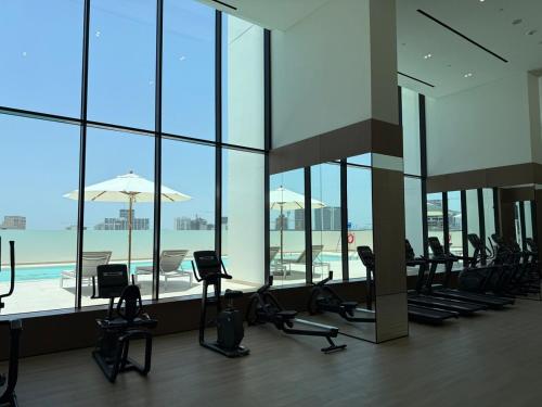 Vogue Brand New One Bedroom Apartment 16th Floor with Skyline View and access to Olympic Pool and Full Equipped GYM, Located JVC Binghatti Gardenia, Dubai (foto 3)