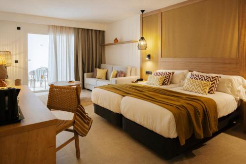 Caramelo Marina Calan Bosch - Adults Only Hotel de charme Cala'n Bosch
