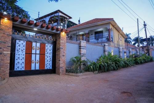 AG Home - Kampala, Kampala (photo 10)