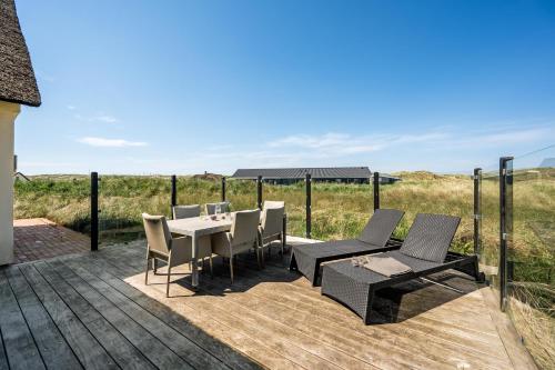 Buitenkant, Dream House With Pool, Whirlpool And Activity Room in Ringkøbing