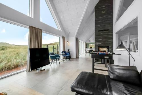 Buitenkant, Dream House With Pool, Whirlpool And Activity Room in Ringkøbing
