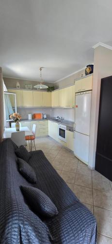 Filis mare apartment in 아노 카마리온