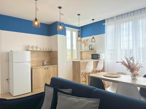 Elegant Apartment - Beachside Riviera NEW in Golem