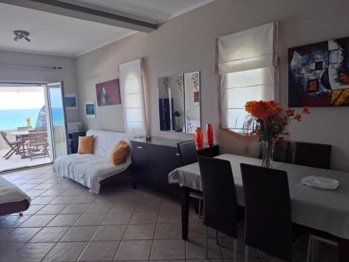 Filis mare apartment in 아노 카마리온