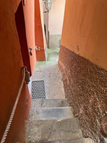 Standard Double Room with Shared Bathroom
