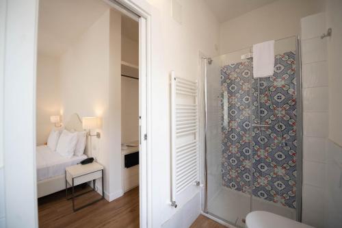 Junior Suite with Balcony image 10