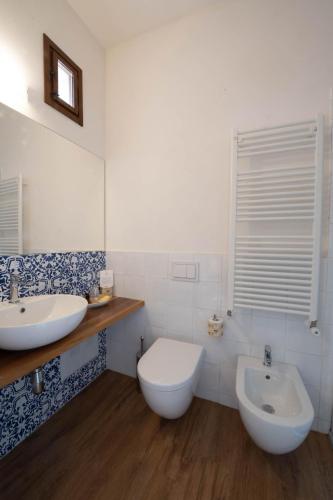 Superior Double Room image 6