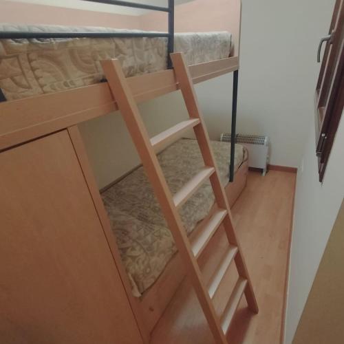 Apartaments Isarn, Esperança (Apartaments Isarn, Esperanca) in Sant Llorenc De Morunys