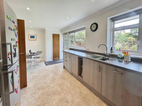 Exterior view, Beachfield Breeze in Brading