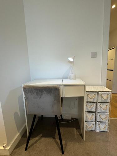 Chic 1BD Flat in the Heart of Islington - image 9