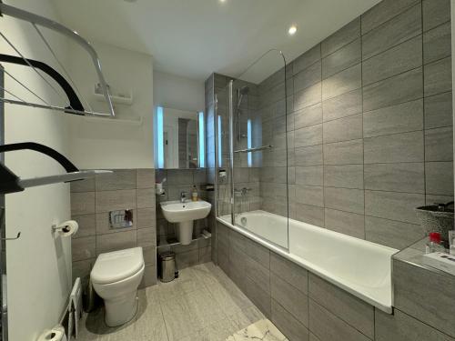 Chic 1BD Flat in the Heart of Islington - image 11