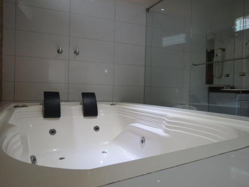 Pezsgőfürdő, Gran Hotel Internacional Sanbara in Arauca