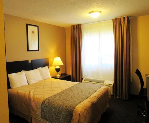 RedRock Inn Sioux Falls - image 11