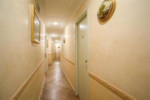 Hotel Caravaggio - image 12
