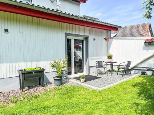 Apartment Kleine Wohnung Renata 2 nahe Nürburgring by Interhome in Quiddelbach, Deutschland