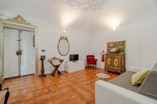 Piazza Vittorio Veneto Elegant Flat - image 9