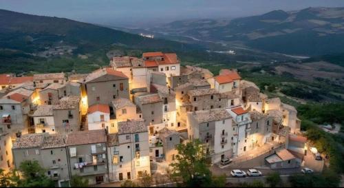 Hilltop 2-BR Home with Sea Views, Terrace & Garden in Palmoli