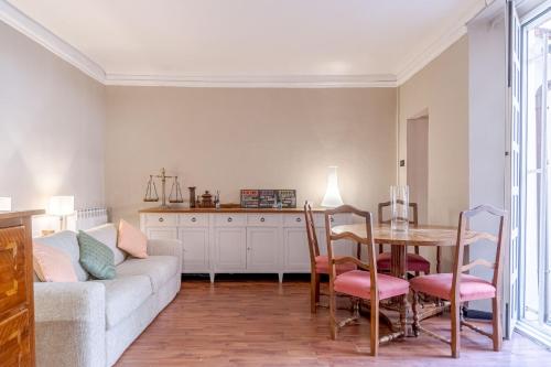 GuestHost - Santa Caterina Charming - Lovely Stay in Genoa, Genova (photo 6)