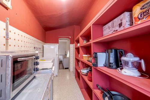 GuestHost - Santa Caterina Charming - Lovely Stay in Genoa, Genova (photo 7)