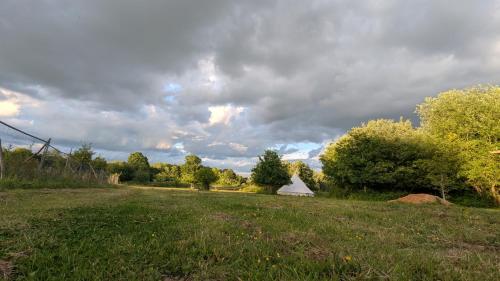 Barefoot Retreats in Hever