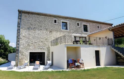 Magnifique Gite Provençal gîte à louer La Touche