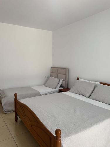 Deluxe Triple Room with Sea View image 8