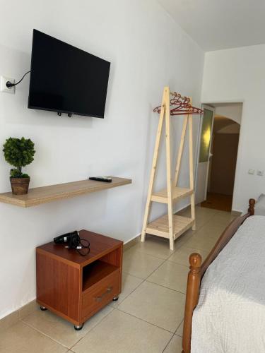 Qirjako's Rooms in 벌라