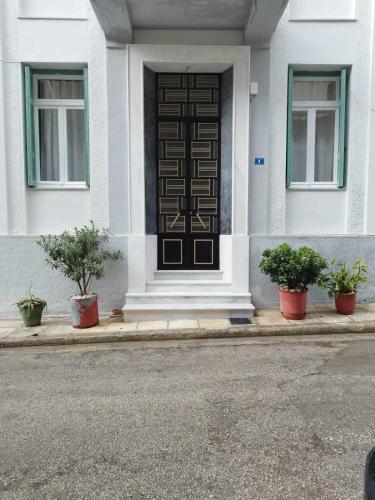 Golden room 1, Atene