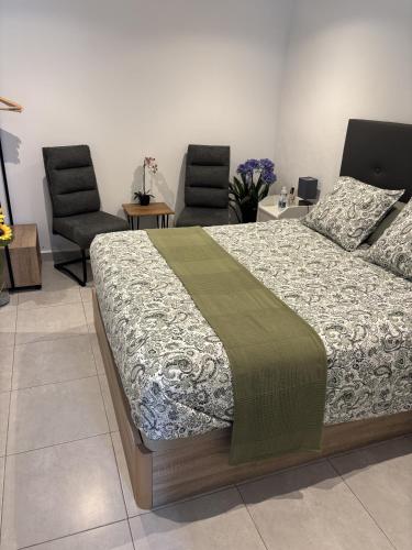KiCo Room Type - Double Room with Private Bathroom