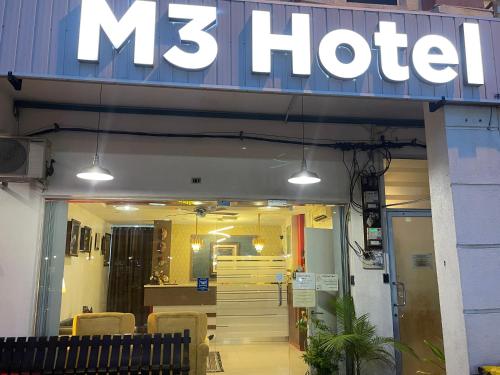 Exterior view, M three hotel in Seri Manjung