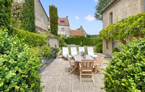 Viesnīcas āriene, Stunning Home In Fontaine-Henry in Fontaine-Henry