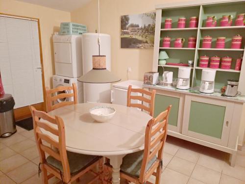 Les Cerises in Saint-Saturnin-les-Apt