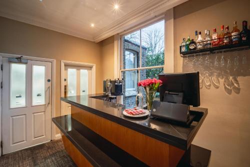 Grange Beauchamp Hotel - image 9